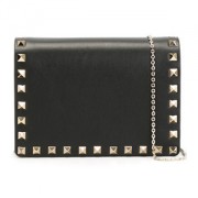 Valentino-Rockstud-clutch-943